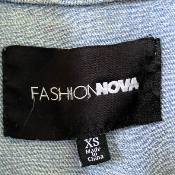 FashionNova Jean Jacket - Picture 6 of 6